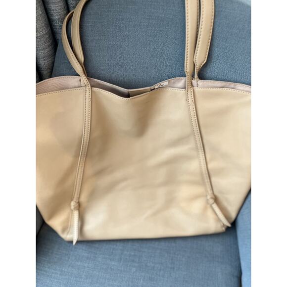ZARA TOTE BAG Tan With Pocket Fashionable - Picture 3 of 3